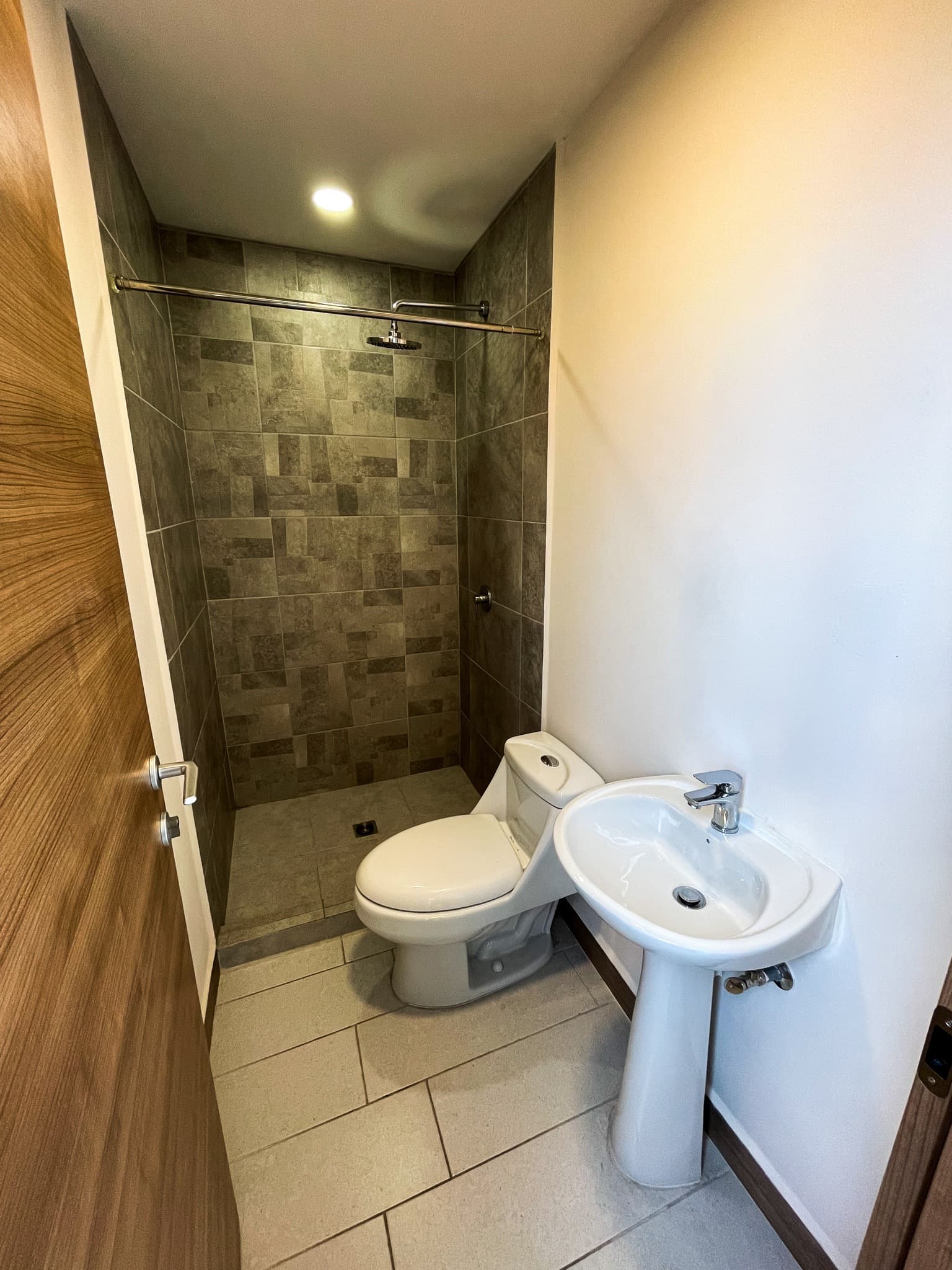 Baño principal con ducha