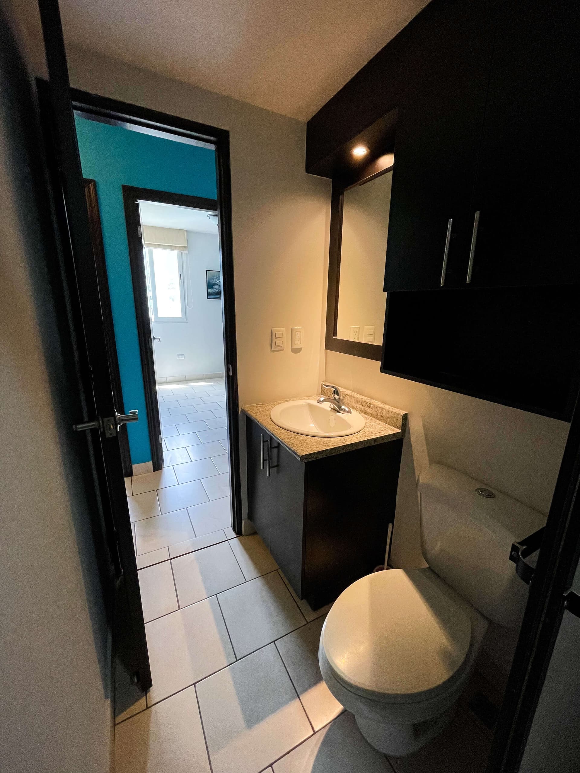 Baño secundario con vanity